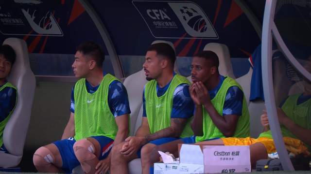 月份迎来, 吴曦复出之 月份迎来, 吴曦复出之