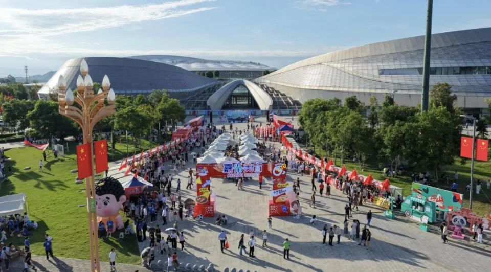 om, 干翻成都, 王炸